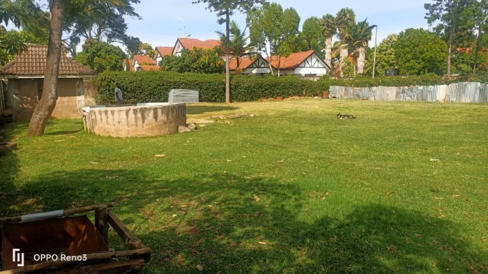 Karen Waterfront Plot - Make a Home in your Dream area, near DP's Residence in Karen