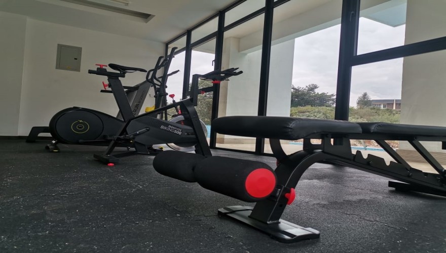 Riverbank - UN Approved Residences;...