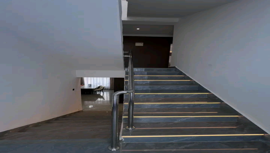 Royal Kikuyu Villas: Modern 5 Bedroo...