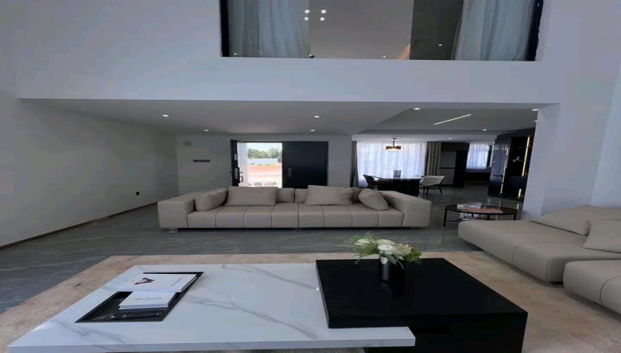 Royal Kikuyu Villas: Modern 5 Bedroo...