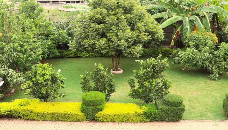 Gorgeous 6 Bedroom Townhouse - Gated...